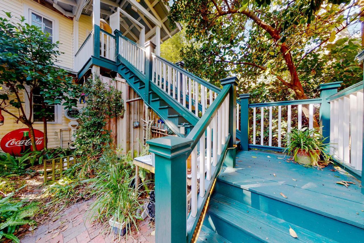 Baby Breezy Tree House Demere Park Exterior foto